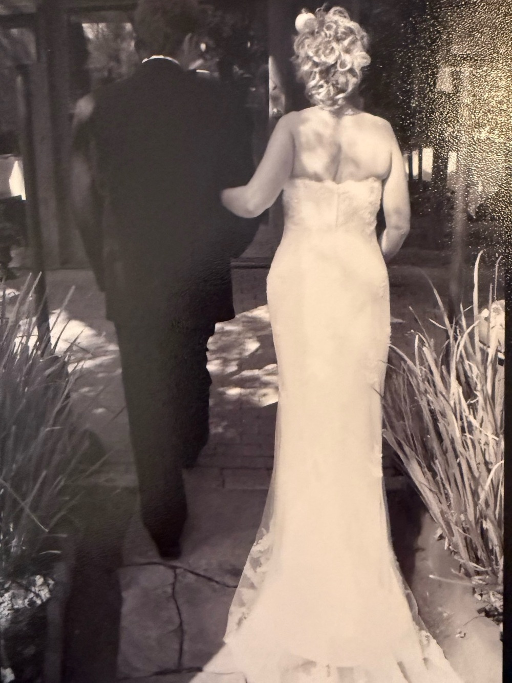 David's Bridal White Wedding Dress Label Detail - Picture 8 of 8